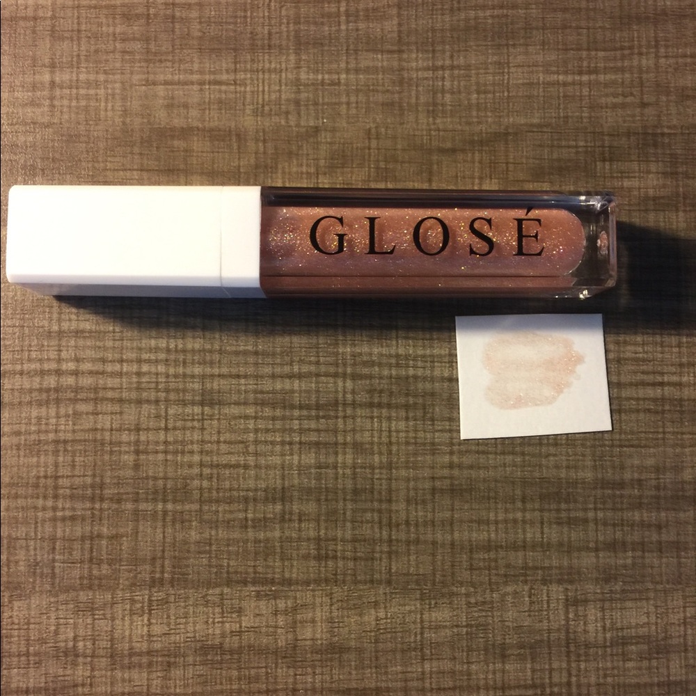 “Exquisite” Lipgloss